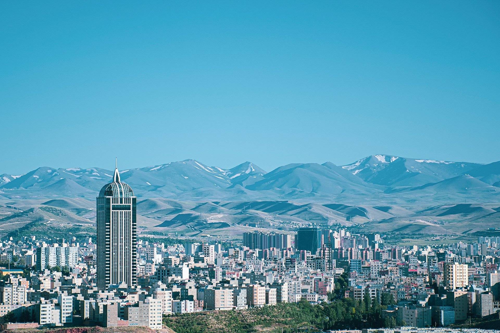 محسن ابراهیم زاده
